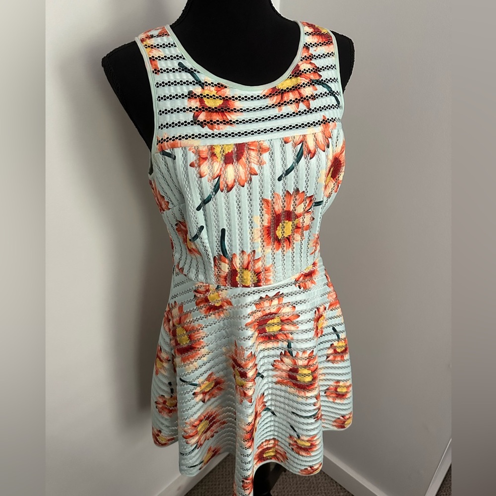 Romeo & Juliet Couture Flower Skater Dress Size M